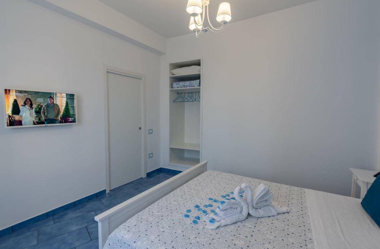 Casa Azulejos Apartment Maiori Bagian luar foto