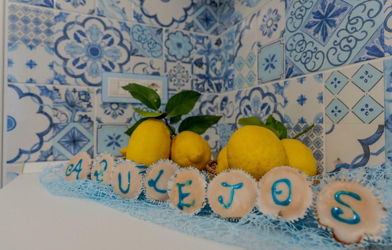 Casa Azulejos Apartment Maiori Bagian luar foto